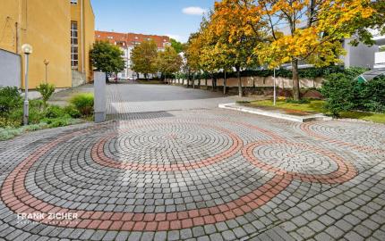 Predávame komerčný objekt – administratívna budova s parkovaním pre 25 áut a investičným potenciálom