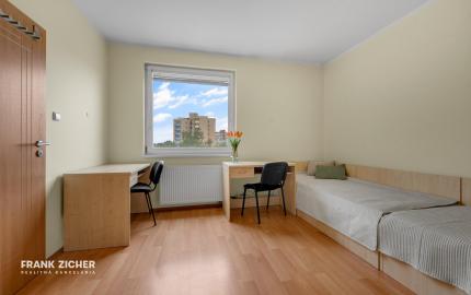 Predávame praktický 3 izbový byt pri kúpalisku Delfín v Ružinove, Miletičová ulica