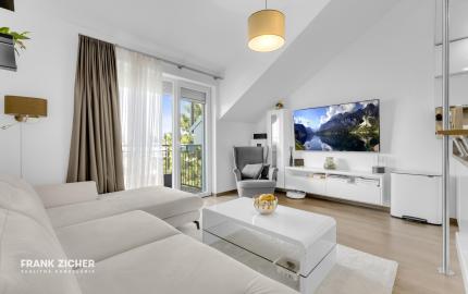 REZERVOVANÉ - Predávame 3.i byt s veľkým balkónom v kvalitnej 9 ročnej nadstavbe so súkromnou záhradou