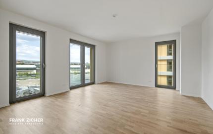 FRANK ZICHER - Predávame 3 izbový apartmán s 2 balkónmi v projekte METROPOLIS, BA.I.