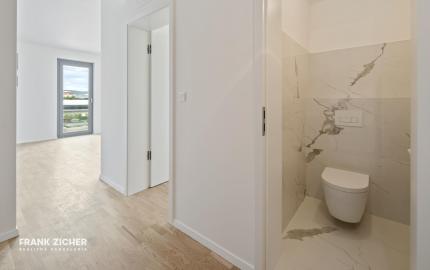 FRANK ZICHER - Predávame 3 izbový apartmán s 2 balkónmi v projekte METROPOLIS, BA.I.