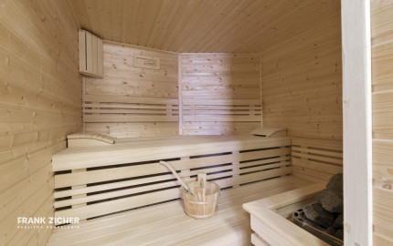 FRANK ZICHER – Predávame rodinnú vilu vo vysokom štandarde na Bratislavskej Kolibe