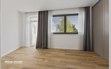 FRANK ZICHER – Predávame rodinnú vilu vo vysokom štandarde na Bratislavskej Kolibe