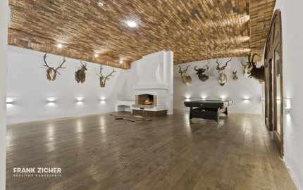 FRANK ZICHER – Predávame rodinnú vilu vo vysokom štandarde na Bratislavskej Kolibe