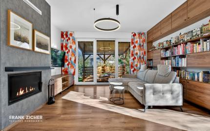 REZERVOVANÉ - Predávame samostatný 4.i rodinný dom s garážou a 4-árovým pozemkom, Bazalková, Malinovo