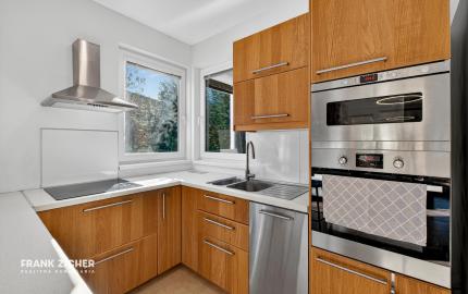 REZERVOVANÉ - Predávame samostatný 4.i rodinný dom s garážou a 4-árovým pozemkom, Bazalková, Malinovo