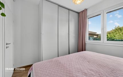 REZERVOVANÉ - Predávame samostatný 4.i rodinný dom s garážou a 4-árovým pozemkom, Bazalková, Malinovo