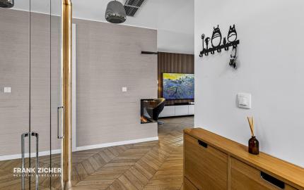 FRANK ZICHER – Predávame 3i byt po kompletnej rekonštruckcii v Starom meste