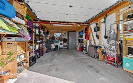 REZERVOVANÉ - Predávame samostatný 4.i rodinný dom s garážou a 4-árovým pozemkom, Bazalková, Malinovo