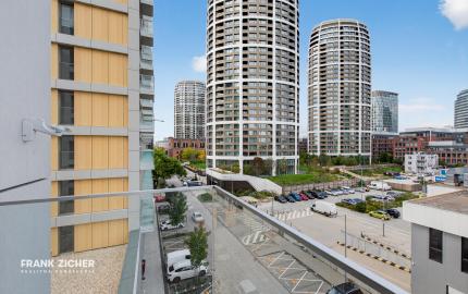 FRANK ZICHER - Predávame 3 izbový apartmán s 2 balkónmi v skolaudovanom projekte METROPOLIS v Downtowne, BA.I.