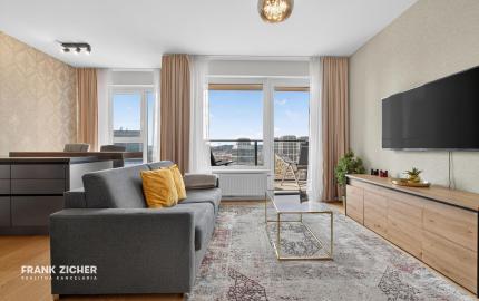 REZERVOVANÉ - Predávame nadštandardný 2. izbový byt v projekte Klingerka na 24. poschodí so západnou orientáciou a výhľadmi na hrad