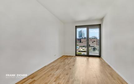 FRANK ZICHER - Predávame 3 izbový apartmán s 2 balkónmi v skolaudovanom projekte METROPOLIS v Downtowne, BA.I.