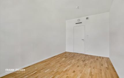 FRANK ZICHER - Predávame 3 izbový apartmán s 2 balkónmi v skolaudovanom projekte METROPOLIS v Downtowne, BA.I.