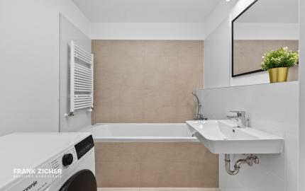 REZERVOVANÉ - Predávame nadštandardný 2. izbový byt v projekte Klingerka na 24. poschodí so západnou orientáciou a výhľadmi na hrad