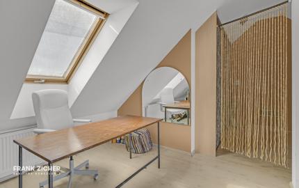 FRANK ZICHER - Prenajímame 2-izb. mezonet na Zochovej ulici s terasou s krásnym výhľadom na mesto