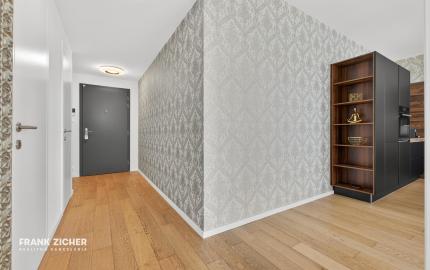 REZERVOVANÉ - Predávame nadštandardný 2. izbový byt v projekte Klingerka na 24. poschodí so západnou orientáciou a výhľadmi na hrad