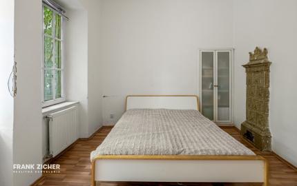 FRANK ZICHER – Predávame 2i byt s podkrovím / for sale: 2-room apartment with an attic and a valid permit