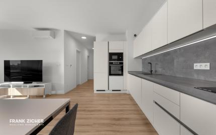 REZERVOVANÉ – Predávame 3 izb. exkluzívny byt v novostavbe so 180-stupňovým výhľadom na Bratislavu