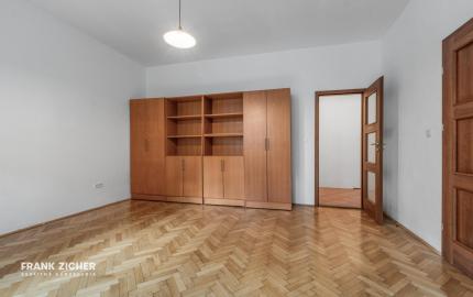 FRANK ZICHER – Predávame priestranný 4-izbový byt v obľúbenej lokalite, Fraňa Kráľa/ Puškinova