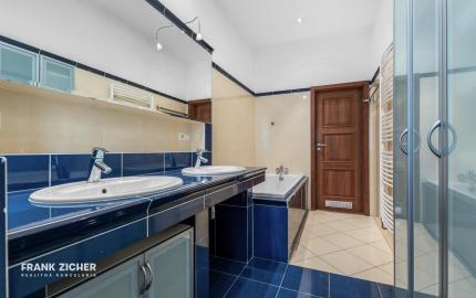 FRANK ZICHER – Predávame priestranný 4-izbový byt v obľúbenej lokalite, Fraňa Kráľa/ Puškinova