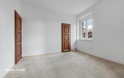 FRANK ZICHER – Predávame priestranný 4-izbový byt v obľúbenej lokalite, Fraňa Kráľa/ Puškinova