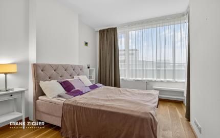 FRANK ZICHER - Prenajímame 2i byt s lodžiou a výhľadom na Staré Mesto v projekte PANORAMA CITY