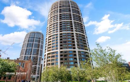 PRENAJATÉ - Prenajímame ešte neobývaný 4i byt na 22 poschodí s pekným výhľadom, SKY PARK RESIDENCE 4