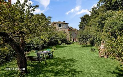 FRANK ZICHER - Predávame rodinný dom s velkým pozemkom 928m2 v Horskom parku, Gorazdova ulica