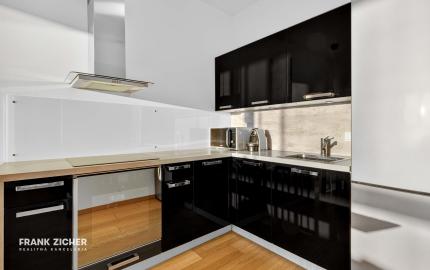 Prenajímame 3i byt s lodžiou a parkovacím státim v projekte PANORAMA CITY