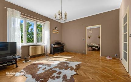 Prenajímame dizajnový, slnečný 2-izbový byt na Námestí Slobody