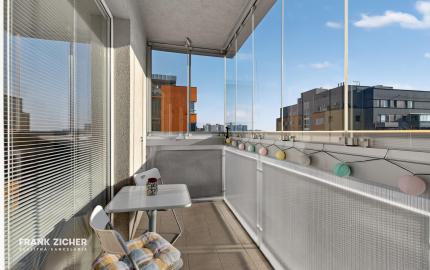 Predávame priestranný 2 izbový byt s garážou (možnosť úpravy na 3.izbový) na Kazanskej ulici