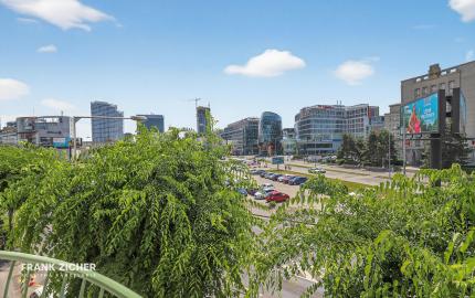 Predávame - Priestranný 3,5 izbový byt s balkónom pri Modrom kostolíku na Bezručovej ulici