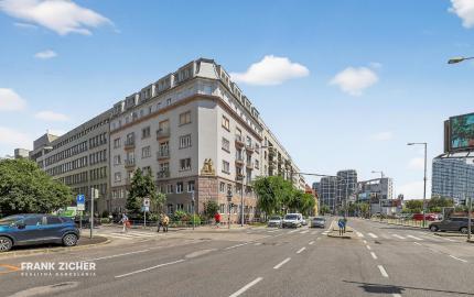 Predávame - Priestranný 3,5 izbový byt s balkónom pri Modrom kostolíku na Bezručovej ulici