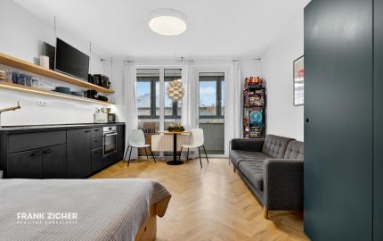 Prenajímame dizajnový 1-izbový byt s balkónom na Martinčekovej ulici