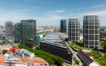 Predávame garsónku na 3. posch. v projekte Grösslingová