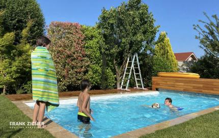 Predávame moderný  bungalov s bazénom v Rusovciach