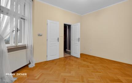 Prenajímame veľkometrážny byt pri Horskom parku