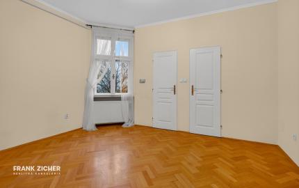 Prenajímame veľkometrážny byt pri Horskom parku