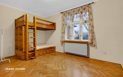 Prenajímame veľkometrážny byt pri Horskom parku