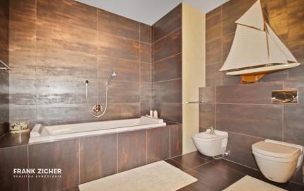 Prenajímame veľkometrážny byt s veľkou záhradou v obľúbenom projekte Condominium Renaissance