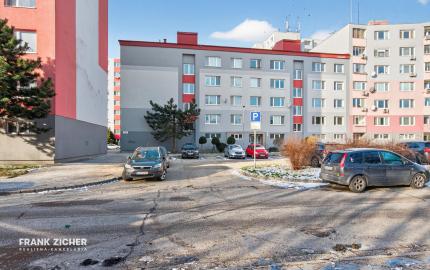 Predávame priestranný  4-izbový byt (85 m²) v blízkosti jazera Draždiak, Ľubovnianska ulica