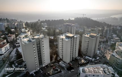 Predávame priestranný 3-izbový byt v atraktívnej lokalite pri Horskom parku