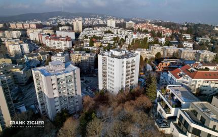 Predávame priestranný 3-izbový byt v atraktívnej lokalite pri Horskom parku