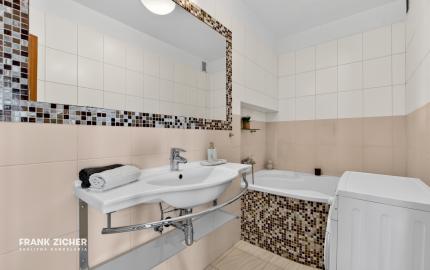 Predávame priestranný 3-izbový byt v atraktívnej lokalite pri Horskom parku