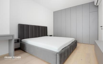 Prenajímame moderný 2i byt – EUROVEA TOWERS, výhľad na Dunaj