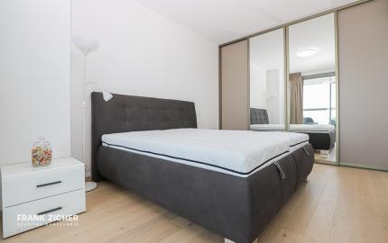 Prenajímame moderný 2i byt s výhľadom na Dunaj - EUROVEA TOWERS