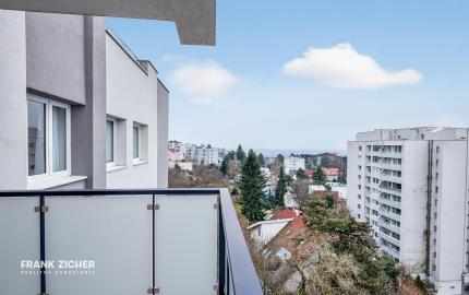 Prenajímame praktický, klimatizovaný byt na Hradnom kopci