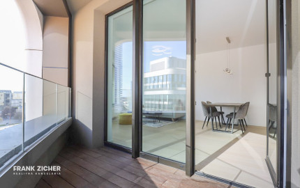 Prenajímame dizajnový a priestranný 3i byt v obľúbenom projekte SKY PARK