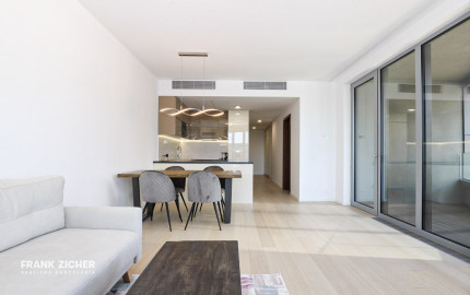 Prenajímame dizajnový a priestranný 3i byt v obľúbenom projekte SKY PARK