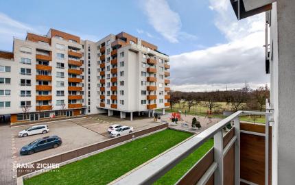 Predávame 3. izbový byt s parkovacím státím v projekte NOBELOVA